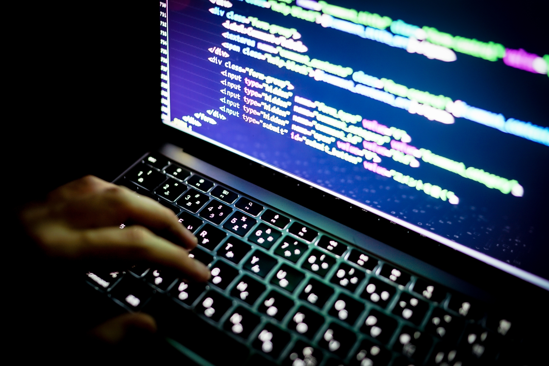 「エンジニアを助けたい」——この想いから、すべてが始まりました｜AtomBase株式会社